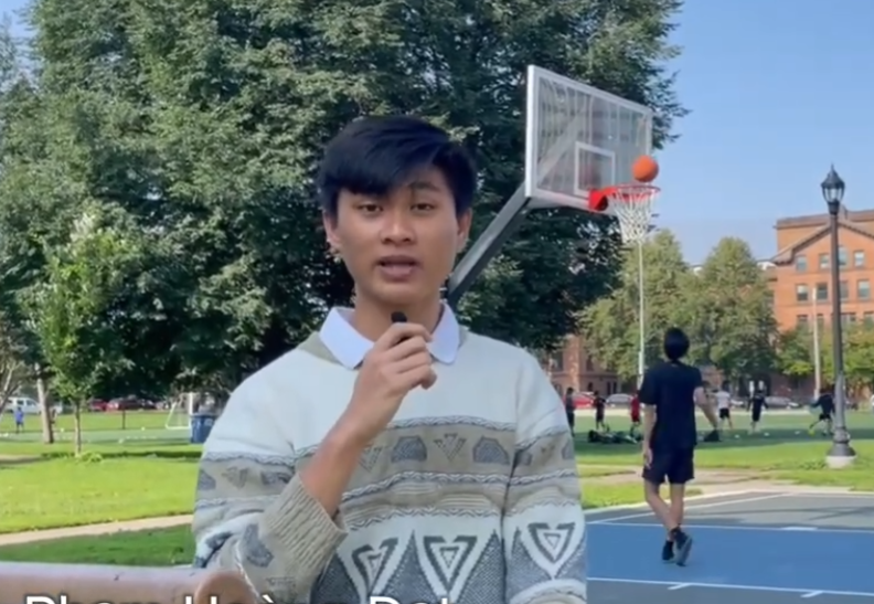 Mình đã gia tăng khả năng tiếng Anh và giao tiếp với bạn bè Quốc tế